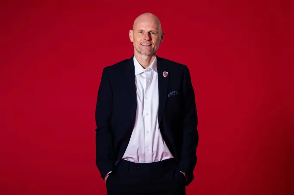 HLV Hiện Tại Của Đội Tuyển Na Uy: Stale Solbakken