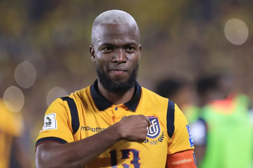 Enner Valencia đang là cầu thủ ghi nhiều bàn thắng nhất cho Ecuador tại World Cup với 6 bàn thắng.